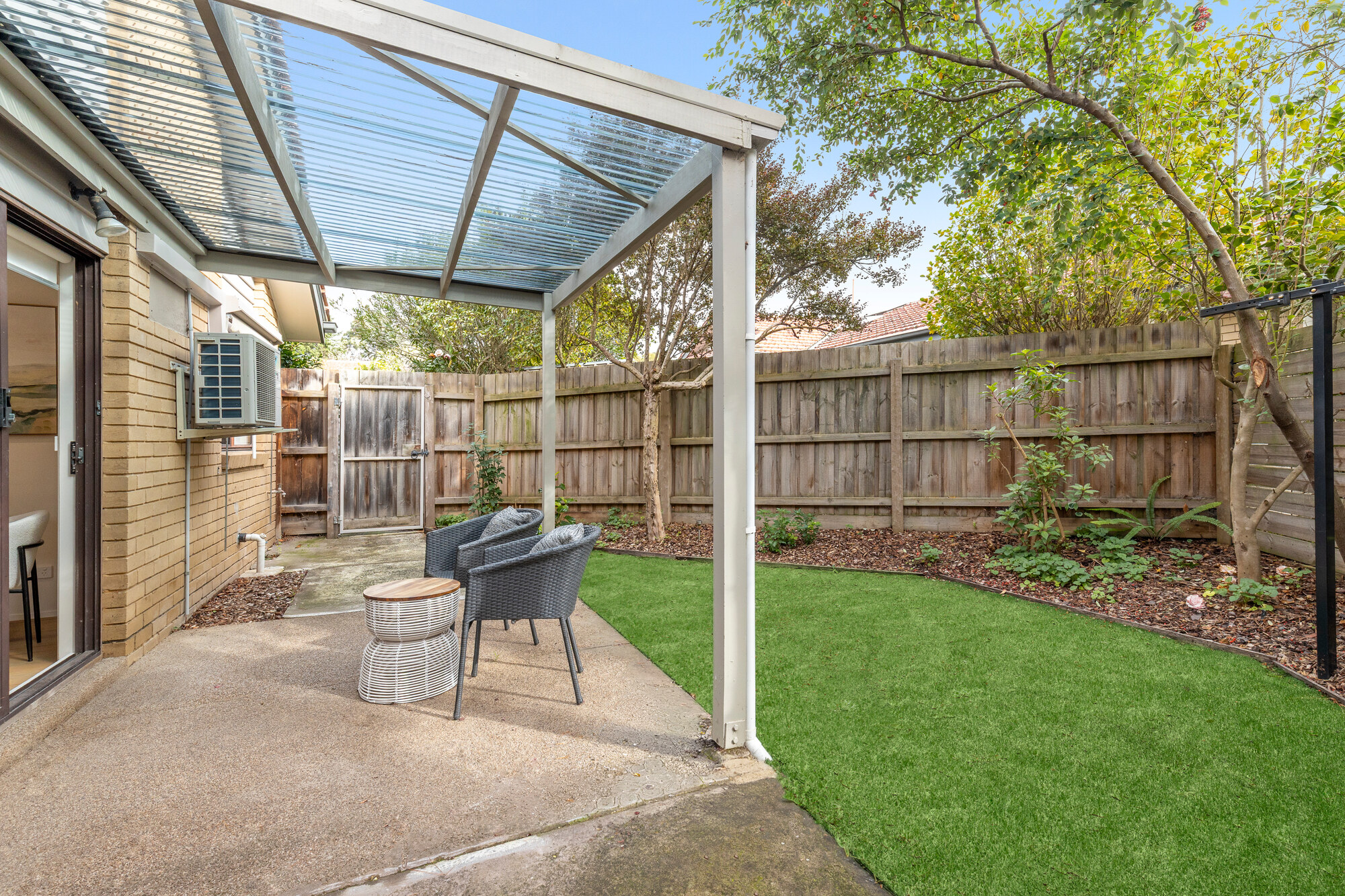 Backyard Villa 16